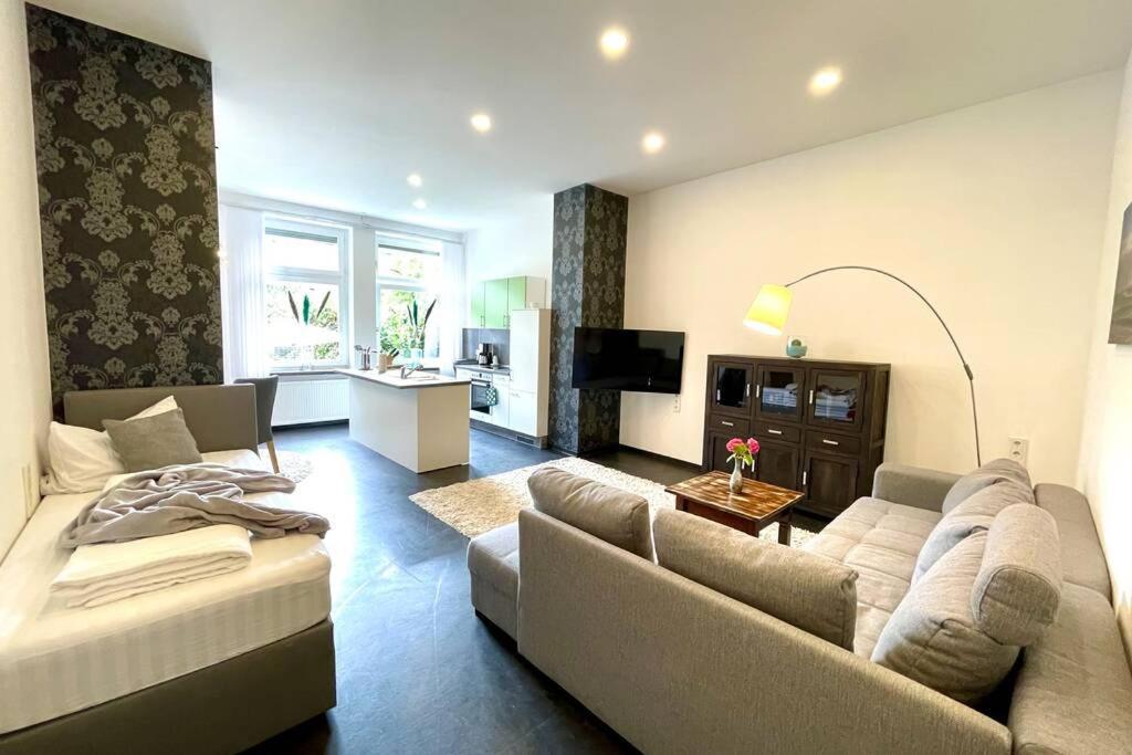 Villa Einhorn: Altstadt Loft Mit Privater Terrasse Goslar Kültér fotó