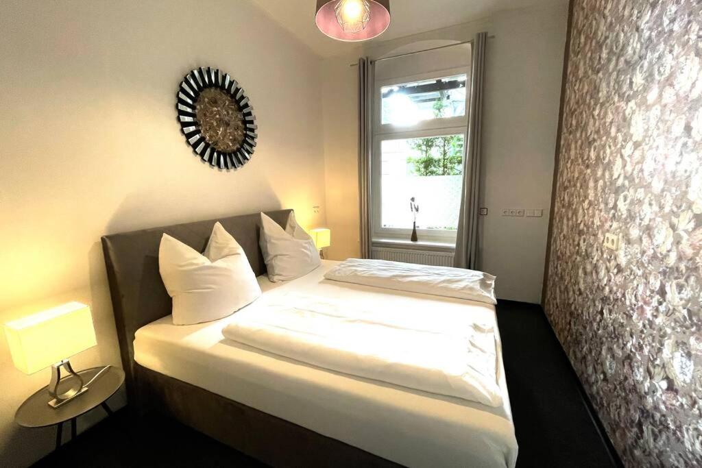 Villa Einhorn: Altstadt Loft Mit Privater Terrasse Goslar Kültér fotó